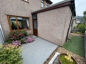 Photo 19- click for photo gallery